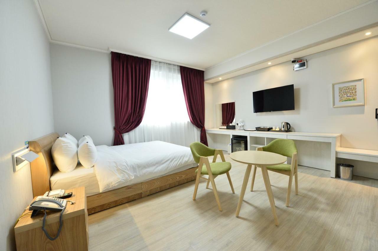 Gwangju Tourist Hotel Gwangju Metropolitan City Exterior photo
